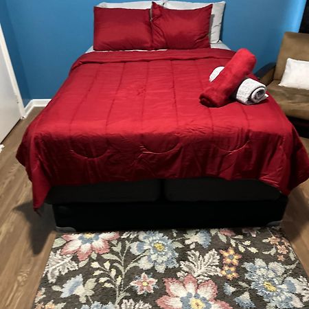 Fidelia Garnet Room, Queen Bed Minutes From Newark Liberty International Airport And Newark Penn Station المظهر الخارجي الصورة